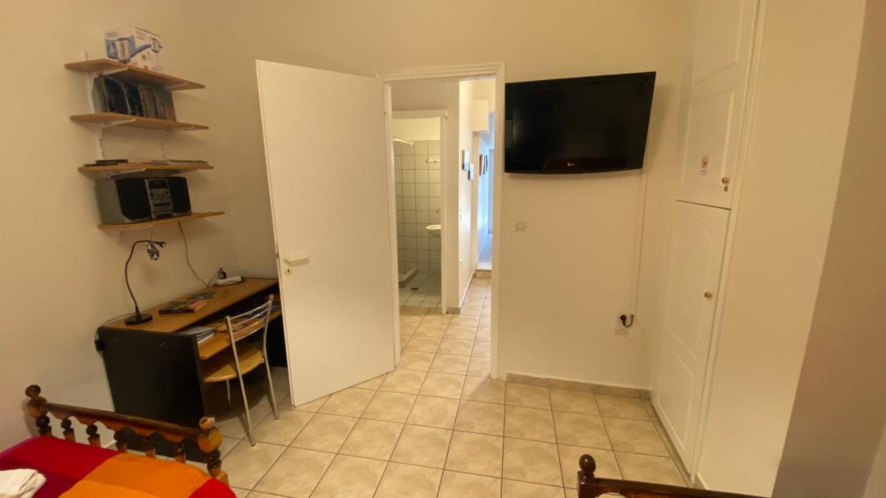 Patras Centre Apartment Экстерьер фото