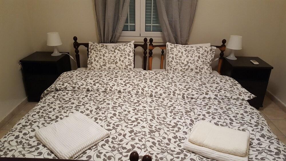 Patras Centre Apartment Экстерьер фото